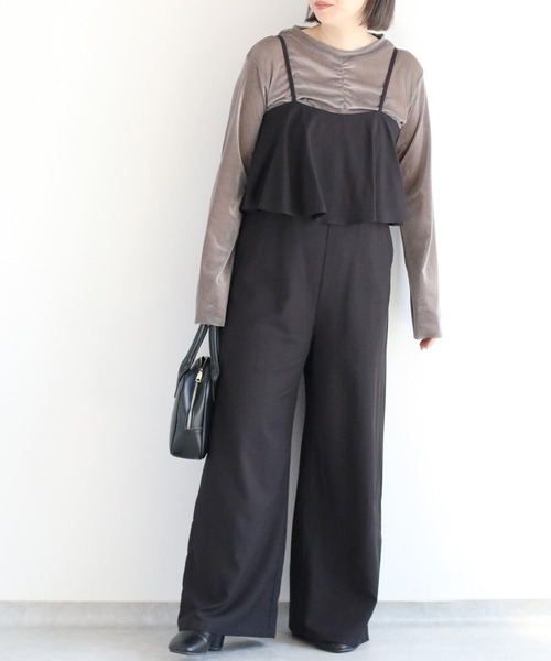 cepo（セポ）の「〈セットアイテム〉シアーベロアTee＋フリルサロペット（サロペット/オーバーオール・レディース・ブラック/チャコール・M）」の17枚目の写真