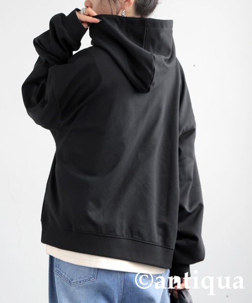 antiqua(アンティカ)の「ショートジップパーカー(パーカー・レディース・ホワイト/チャコールグレー/ブラック・ONESIZE)」の11枚目の写真