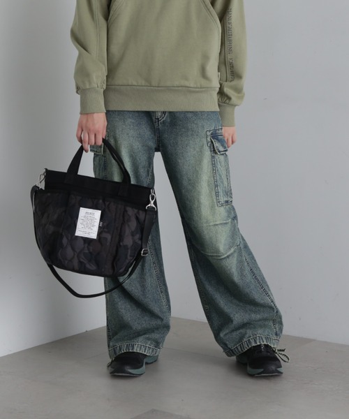 AVIREX(アヴィレックス)の「《限定》QUILTING GARDENING TOTE BAG/キルティングガーデニングトートバッグ(トートバッグ・レディース・ブラック/オフホワイト/オリーブ/ブラック系その他/グリーン系その他・F)」の6枚目の写真