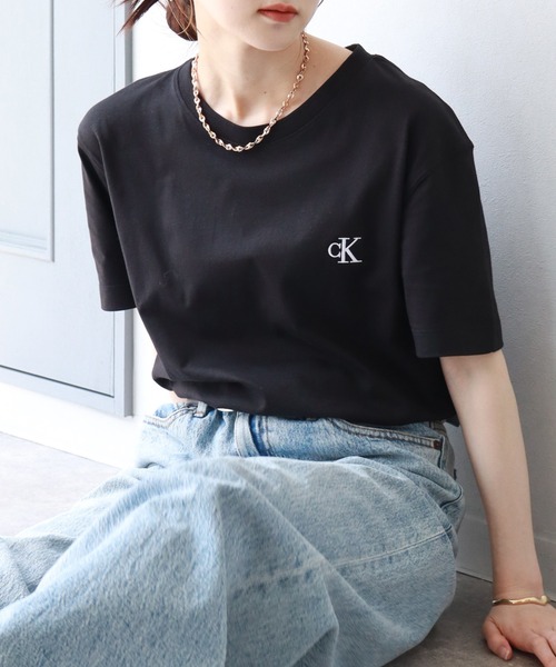 Calvin Klein(カルバン・クライン)の「【Calvin Klein JEANS/カルバンクライン ジーンズ】エッセンシャル スリム Tシャツ(Tシャツ/カットソー・メンズ・ホワイト/ブラック・S/M/L/XL/XXL)」の19枚目の写真