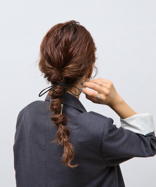 COLONY 2139（コロニートゥーワンスリーナイン）の「プレーンモチーフコードチョーカー（ネックレス・レディース・シルバー・FREE）」の7枚目の写真