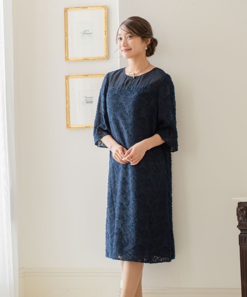 nissen(ニッセン)の「カットジャガードワンピースドレス(ドレス・レディース・ネイビー/ブラック・S/5L/4L/3L/LL/L/M)」の1枚目の写真