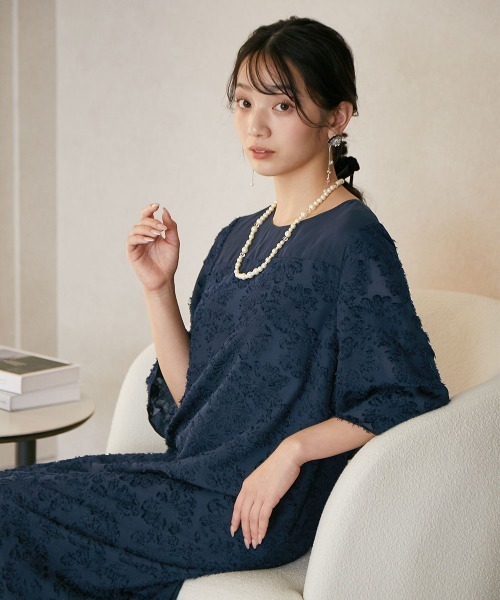 nissen(ニッセン)の「カットジャガードワンピースドレス(ドレス・レディース・ネイビー/ブラック・S/5L/4L/3L/LL/L/M)」の9枚目の写真