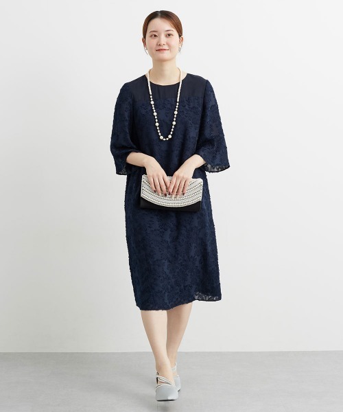nissen(ニッセン)の「カットジャガードワンピースドレス(ドレス・レディース・ネイビー/ブラック・S/5L/4L/3L/LL/L/M)」の10枚目の写真