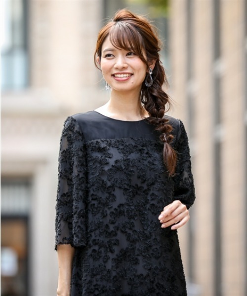 nissen(ニッセン)の「カットジャガードワンピースドレス(ドレス・レディース・ネイビー/ブラック・S/5L/4L/3L/LL/L/M)」の13枚目の写真