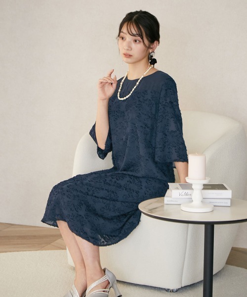 nissen(ニッセン)の「カットジャガードワンピースドレス(ドレス・レディース・ネイビー/ブラック・S/5L/4L/3L/LL/L/M)」の21枚目の写真