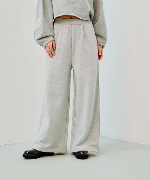 LEPSIM(レプシィム)の「タックスウェットパンツ 290328(スウェットパンツ・レディース・グレー/チャコールグレー/アイボリー・FREE)」の3枚目の写真