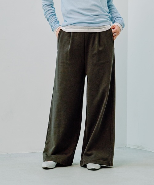 LEPSIM(レプシィム)の「タックスウェットパンツ 290328(スウェットパンツ・レディース・グレー/チャコールグレー/アイボリー・FREE)」の1枚目の写真