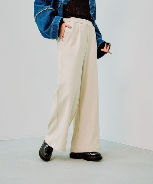 LEPSIM(レプシィム)の「タックスウェットパンツ 290328(スウェットパンツ・レディース・グレー/チャコールグレー/アイボリー・FREE)」の2枚目の写真