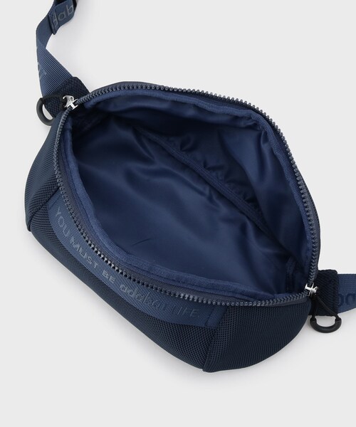 adabat(アダバット)の「【新レーベル ADABAT NAVY】ハニカムメッシュボディーバッグ(ボディバッグ/ウエストポーチ・レディース・ネイビー/ライトベージュ/ブラック/ホワイト・00)」の21枚目の写真