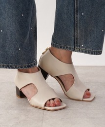 ALETTA（アレッタ）の「毎日履きたい スクエアトゥ デザイン カッティング サンダル（サンダル）」