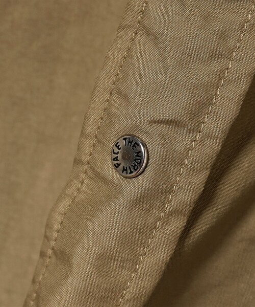 THE NORTH FACE(ザノースフェイス)の「THE NORTH FACE / ショートスリーブ ヌプシ シャツ(シャツ/ブラウス・メンズ・カーキ/ブラック・LARGE/SMALL/MEDIUM/X-LARGE)」の13枚目の写真