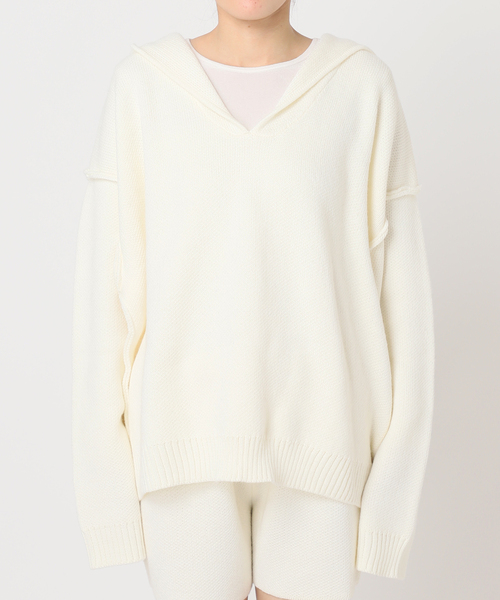 U by SPICK&SPAN（ユーバイスピックアンドスパン）の「オーバーニットフーディー（パーカー・レディース・アイボリー/ネイビー・FREE）」の10枚目の写真