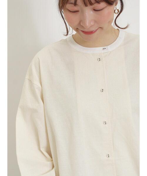 Samansa Mos2（サマンサ モスモス）の「柄アソートクレリックチュニック（シャツ/ブラウス・レディース・オフホワイト/ラベンダー/ネイビー/イエロー・F）」の6枚目の写真