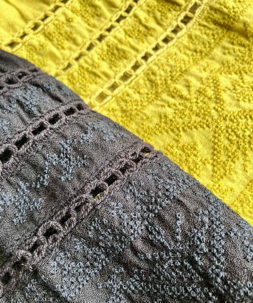 Q（キュー）の「モスコットンエンブロイダリーブラウス（シャツ/ブラウス・レディース・マスタード/ブラック・MEDIUM）」の14枚目の写真