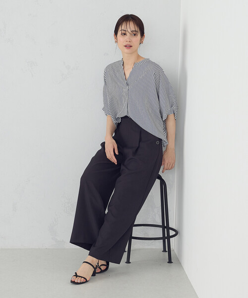 COMME CA ISM（コムサイズム）の「スキッパー Tブラウス（シャツ/ブラウス・レディース・ネイビー/ホワイト/ベージュ×ブラック/ホワイト×ネイビー・FREE）」の19枚目の写真