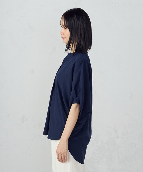 COMME CA ISM（コムサイズム）の「スキッパー Tブラウス（シャツ/ブラウス・レディース・ネイビー/ホワイト/ベージュ×ブラック/ホワイト×ネイビー・FREE）」の13枚目の写真