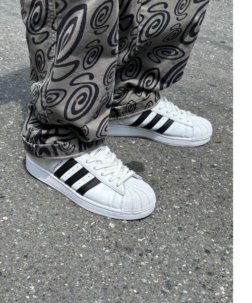 adidas(アディダス)の「SUPERSTAR II IH8659(スニーカー・メンズ・ホワイト・22.5cm/23.0cm/23.5cm/24.0cm/24.5cm/25.0cm/25.5cm/26.0cm/26.5cm/27.0cm/27.5cm/28.0cm/28.5cm/29.0cm/30.0cm/22.0cm)」の16枚目の写真