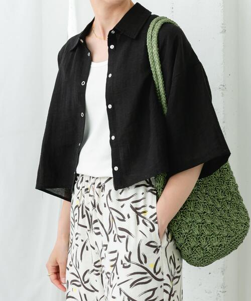 ITEMS URBANRESEARCH(アイテムズ アーバンリサーチ)の「ドットボタンシアーシャツ(シャツ/ブラウス・レディース・オフホワイト/ブルー/ブラック・FREE)」の3枚目の写真