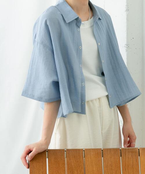 ITEMS URBANRESEARCH(アイテムズ アーバンリサーチ)の「ドットボタンシアーシャツ(シャツ/ブラウス・レディース・オフホワイト/ブルー/ブラック・FREE)」の8枚目の写真