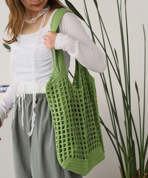 ROOPTOKYO(ループトウキョウ)の「かぎ編み ショルダーバッグ(ショルダーバッグ・レディース・ブラック/ホワイト/ベージュ/キャメル/グリーン/レッド・FREE)」の18枚目の写真