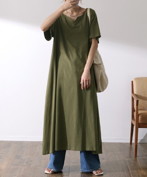 HUG.U(ハグユー)の「ゆったりTシャツワンピース(ワンピース・レディース・スモークピンク/カーキ/ブラック/ホワイト/ライトグレー/アッシュグレー/ブルー・FREE)」の22枚目の写真