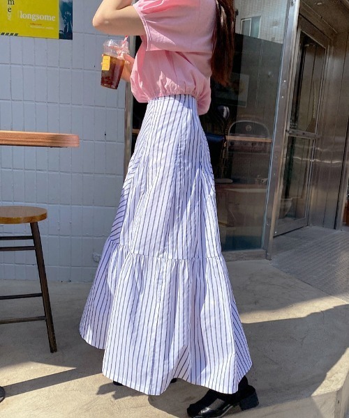 FREE STYLISTS(フリー スタイリスト)の「YUGA_YGMC Striped tiered flare skirt(スカート・レディース・ネイビー/ホワイト・FREE)」の12枚目の写真