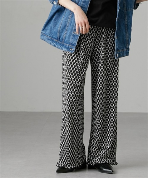 Soiunique（スワユニーク）の「デザイン総柄クリスタルプリーツパンツ［Soiunique］（その他パンツ・レディース・ブラック系1/ブラック系3/ブラウン系/ブラック系2・M/L）」の13枚目の写真