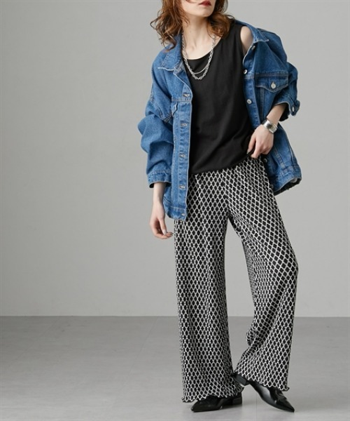 Soiunique（スワユニーク）の「デザイン総柄クリスタルプリーツパンツ［Soiunique］（その他パンツ・レディース・ブラック系1/ブラック系3/ブラウン系/ブラック系2・M/L）」の14枚目の写真