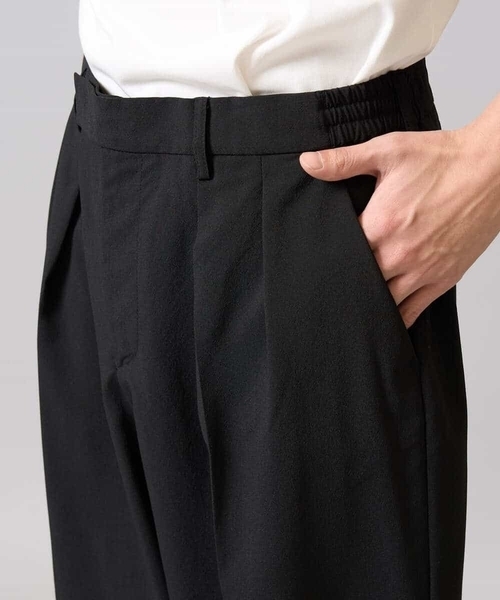a.v.v(アーヴェヴェ)の「【速乾/イージーケア】2タックワイドイージースラックス【夏リライト】(その他パンツ・メンズ・ブラック・46/48/50)」の21枚目の写真