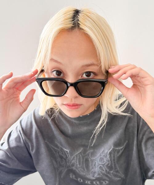 WEGO(ウィゴー)の「WEGO/カラーレンズウェリントン(サングラス・レディース・ブルー/ブラウン/ブラック/その他1/ブラック系その他・FREE)」の8枚目の写真