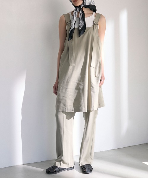 your/0w(ユアロウ)の「Tank tunic & center pleat slacks set up / タンクチュニック & センタープレス スラックスパンツ セットアップ(セットアップ・レディース・ライトオリーブ/ライトブラウン・M/L)」の7枚目の写真