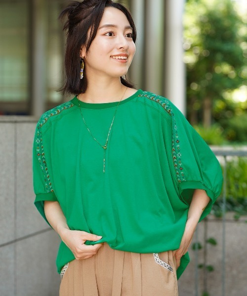 チチカカ（チチカカ）の「ドルマンプルオーバー（Tシャツ/カットソー・レディース・マスタード/オートミール/ブラック/グリーン・FREE）」の4枚目の写真
