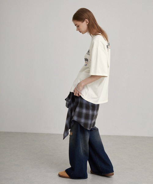 EMMA CLOTHES（エマクローズ）の「ヴィンテージ加工 ゲームデザイン レーシングプリント半袖Tシャツ（Tシャツ/カットソー・メンズ・オフホワイト/グレー/ブラック・M/L）」の6枚目の写真