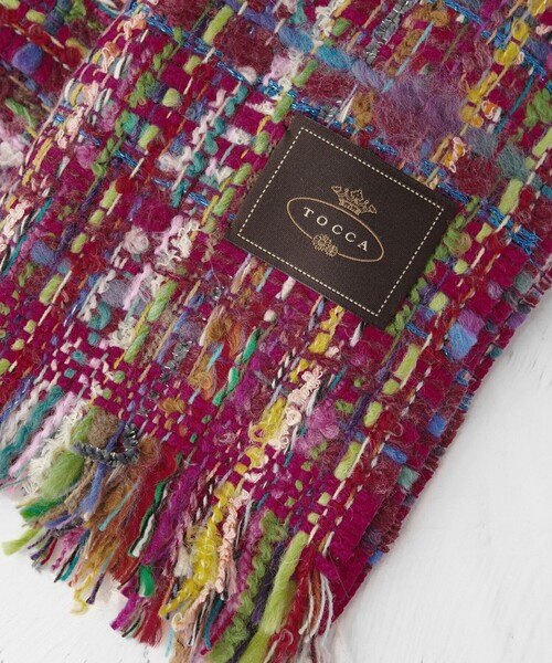 TOCCA（トッカ）の「TWEED STOLE ストール（マフラー・レディース・ピンク系/アイボリー系/レッド系/スカイブルー系・F）」の11枚目の写真