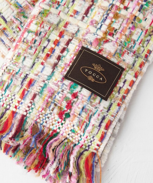 TOCCA（トッカ）の「TWEED STOLE ストール（マフラー・レディース・ピンク系/アイボリー系/レッド系/スカイブルー系・F）」の12枚目の写真