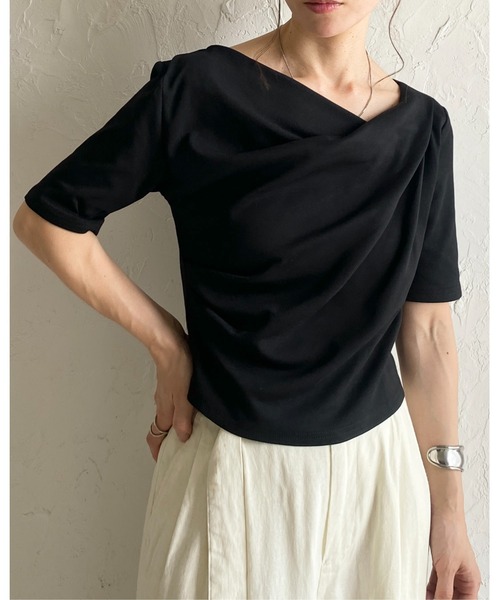 She's Closet(シーズクローゼット)の「半袖オフショルダードレープトップス/Tシャツ(Tシャツ/カットソー・レディース・ホワイト/アイボリー/ブラック・FREE)」の10枚目の写真