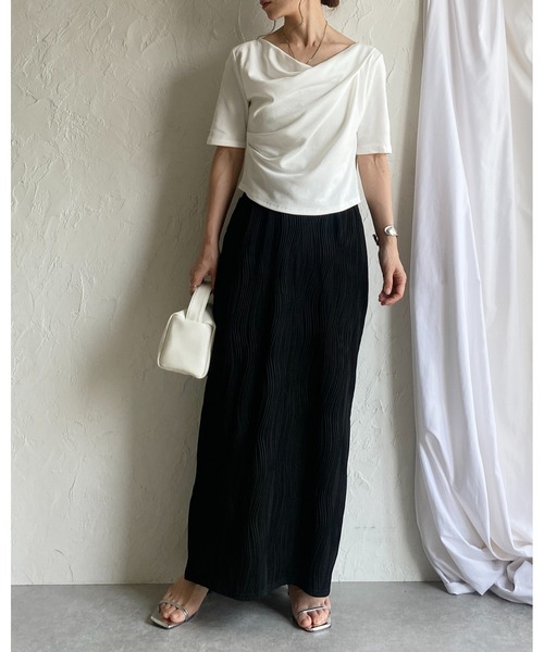 She's Closet(シーズクローゼット)の「半袖オフショルダードレープトップス/Tシャツ(Tシャツ/カットソー・レディース・ホワイト/アイボリー/ブラック・FREE)」の18枚目の写真