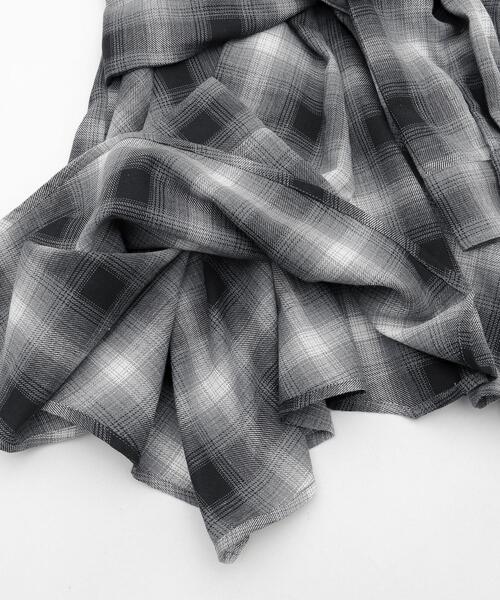 WEGO（ウィゴー）の「WEGO/【25年春夏新作】チェックシャツイレヘムミニスカート（スカート・レディース・ブラック/レッド・FREE）」の9枚目の写真