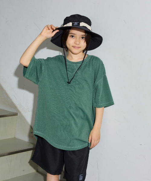 Auntie Rosa Holiday（アンティローザホリデー）の「オーバーサイズピグメントTEE（Tシャツ/カットソー・キッズ・ブラック/チャコールグレー/グリーン/ネイビー・130/140/150/160）」の3枚目の写真