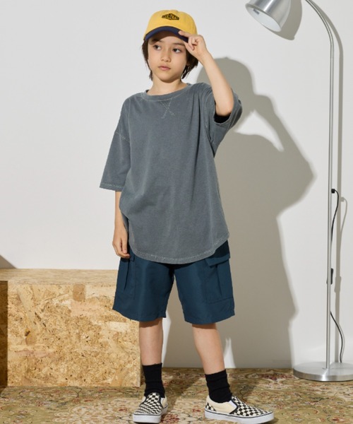 Auntie Rosa Holiday（アンティローザホリデー）の「オーバーサイズピグメントTEE（Tシャツ/カットソー・キッズ・ブラック/チャコールグレー/グリーン/ネイビー・130/140/150/160）」の8枚目の写真