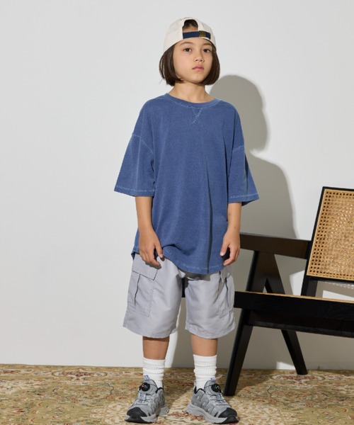 Auntie Rosa Holiday（アンティローザホリデー）の「オーバーサイズピグメントTEE（Tシャツ/カットソー・キッズ・ブラック/チャコールグレー/グリーン/ネイビー・130/140/150/160）」の15枚目の写真