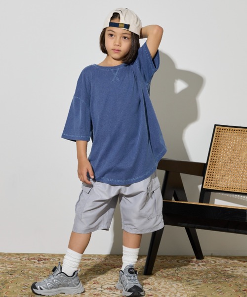 Auntie Rosa Holiday（アンティローザホリデー）の「オーバーサイズピグメントTEE（Tシャツ/カットソー・キッズ・ブラック/チャコールグレー/グリーン/ネイビー・130/140/150/160）」の16枚目の写真