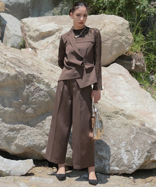 Callarus(カラルス)の「【オケージョン対応】アシメテーラードデザインレースブラウスワイドパンツドレス〔Callarus〕(パンツドレス・レディース・ブラウン/グレー/ブラック・3L/LL/L/M/S)」の9枚目の写真