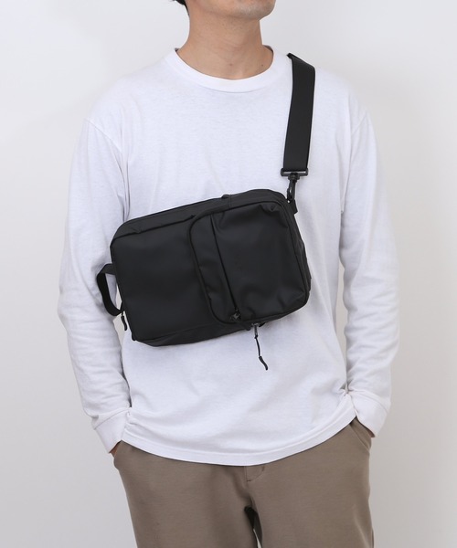 L.R.M(エルアールエム)の「L.R.M ボディバッグ(ボディバッグ/ウエストポーチ・メンズ・ブラック系その他/グレー/ブラック・FREE)」の4枚目の写真
