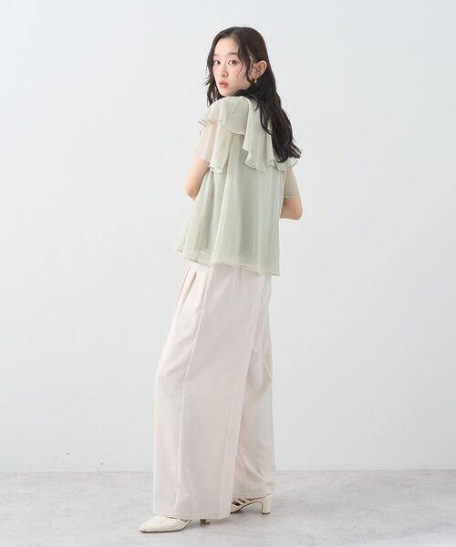 earth music&ecology(アースミュージックアンドエコロジー)の「チョーカー付き楊柳ラッフルブラウス(シャツ/ブラウス・レディース・オフホワイト/ブラック/その他14/ライトグリーン・FREE)」の14枚目の写真