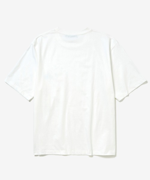rehacer（レアセル）の「rehacer : Garden Flower Relax Fit Pocket T-shirt  / ガーデンフラワー リラックスフィット ポケットTシャツ（Tシャツ/カットソー・メンズ・ホワイト/ブラック・SMALL/MEDIUM/LARGE/X-LARGE）」の4枚目の写真