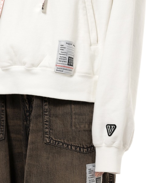 Maison MIHARA YASUHIRO（メゾンミハラヤスヒロ）の「Happy Face Printed Hoodie（スウェット・レディース・ブラック/ホワイト/ブラウン・36/38/40）」の10枚目の写真