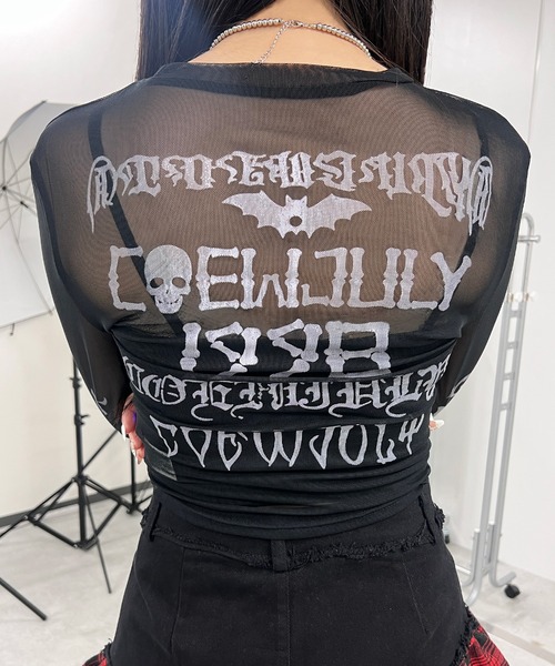 Figments(フィグメンツ)の「ゴシックロゴメッシュプルオーバー(Tシャツ/カットソー・レディース・ブラック/ホワイト・FREE)」の7枚目の写真