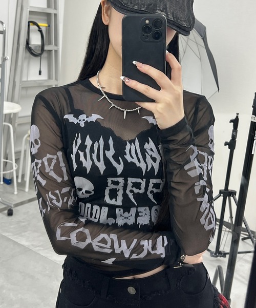 Figments(フィグメンツ)の「ゴシックロゴメッシュプルオーバー(Tシャツ/カットソー・レディース・ブラック/ホワイト・FREE)」の6枚目の写真